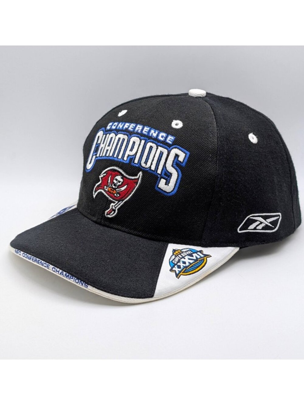 Tampa Bay Buccaneers Super Bowl Champions XXXVII Hat Cap Reebok 2002 Y2K Vintage